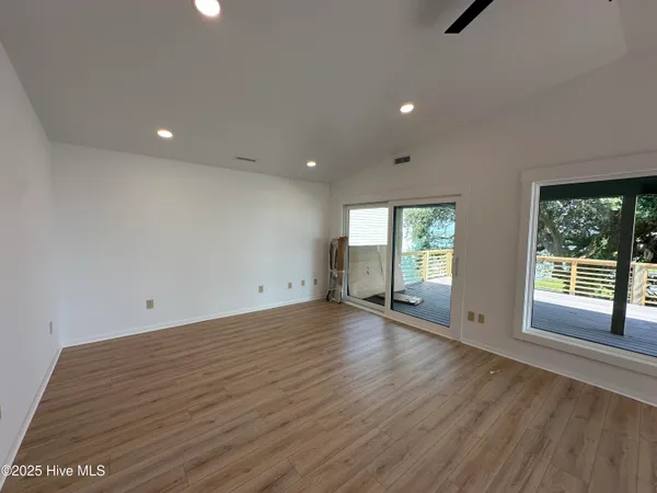 $3,500 | 106 Broadview Lane, Hampstead, NC 28443