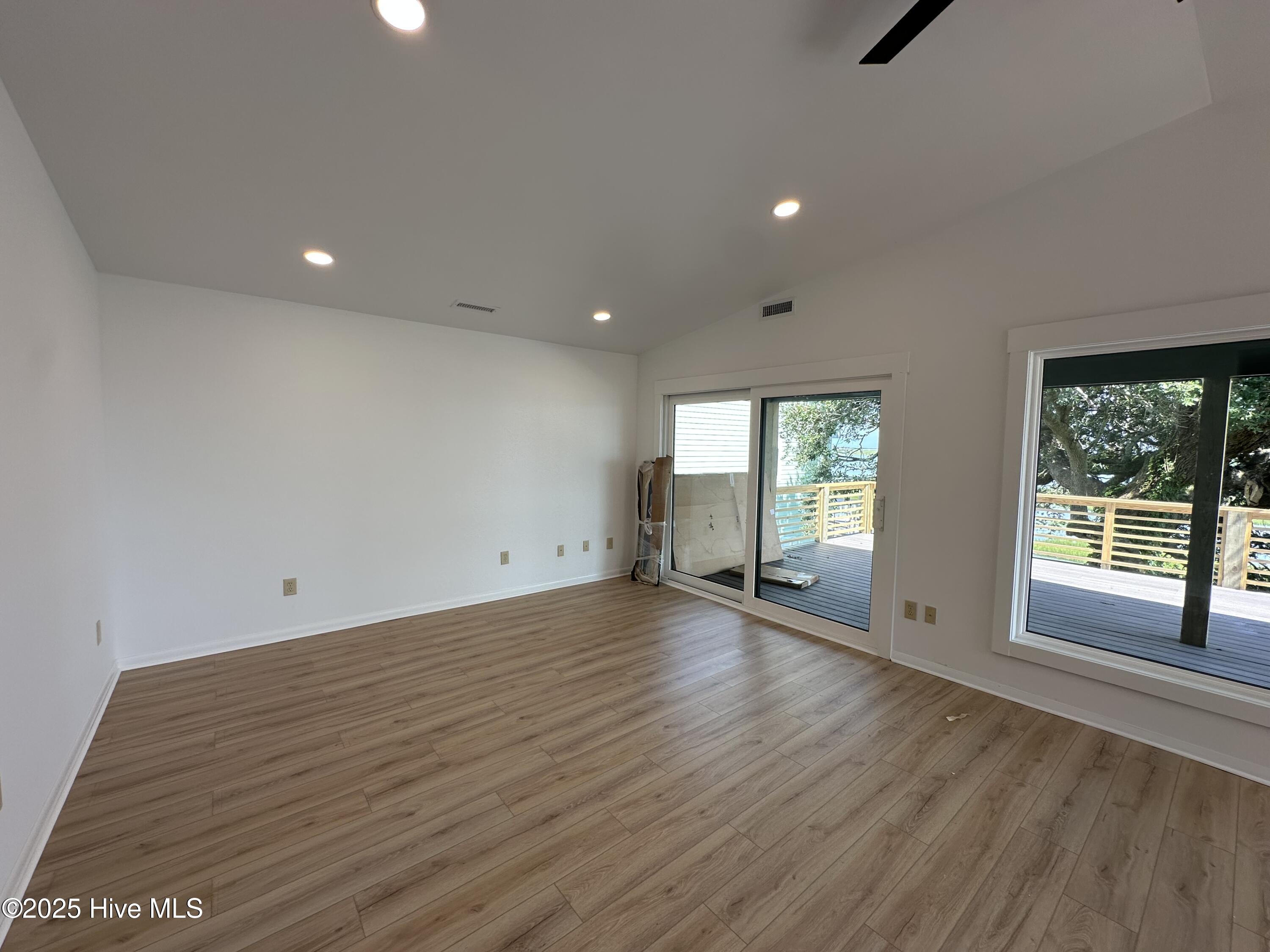 106 Broadview Lane Hampstead, NC 28443 - Photo 21 of 26 IMG_8982