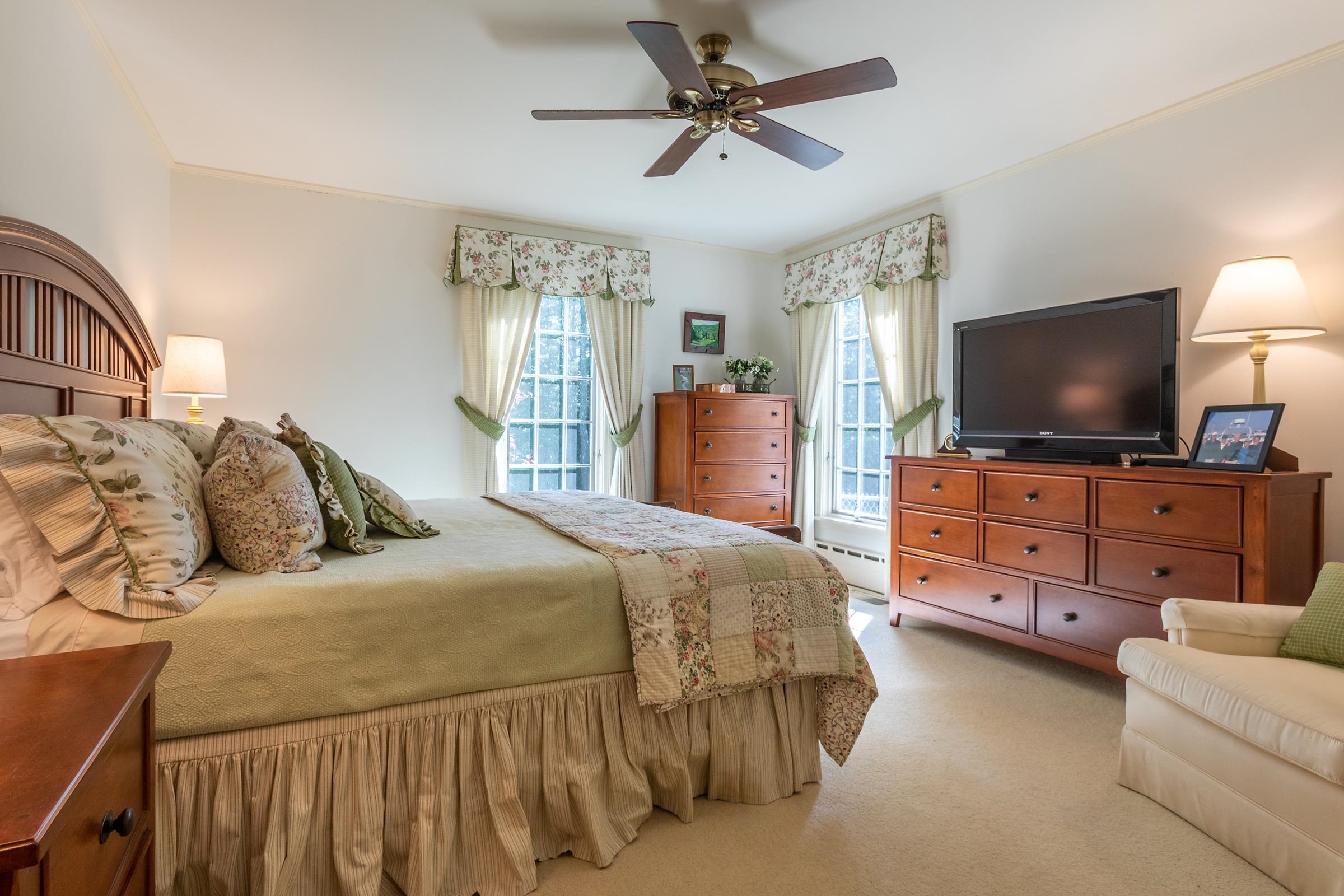 413 Taconic Road Manchester, VT 05254 - Photo 21 of 40 Gallery Image 21