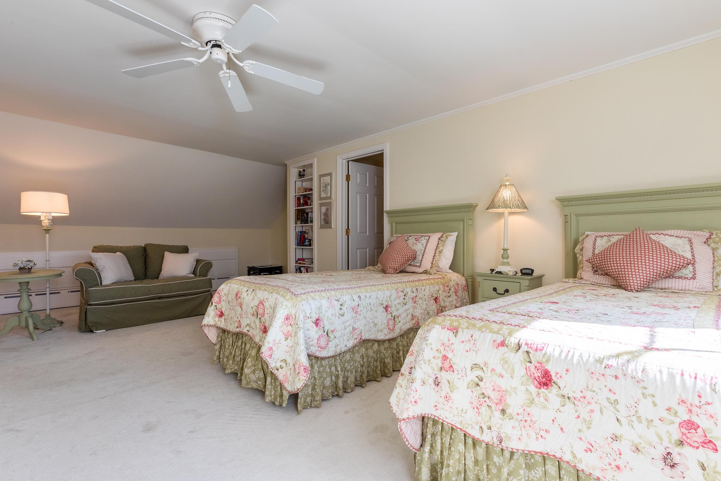 413 Taconic Road Manchester, VT 05254 - Photo 24 of 40 Gallery Image 24
