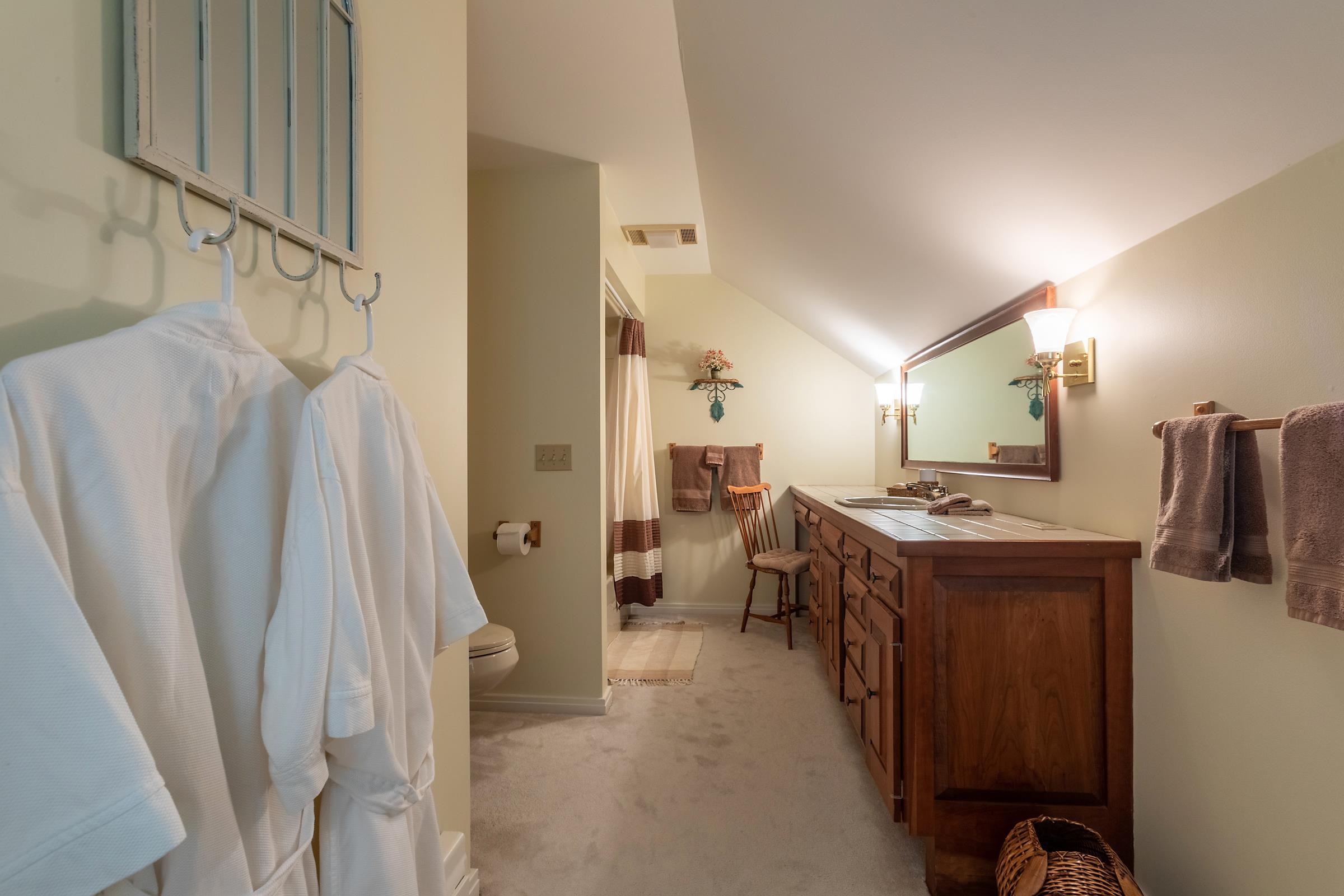 413 Taconic Road Manchester, VT 05254 - Photo 26 of 40 Gallery Image 26