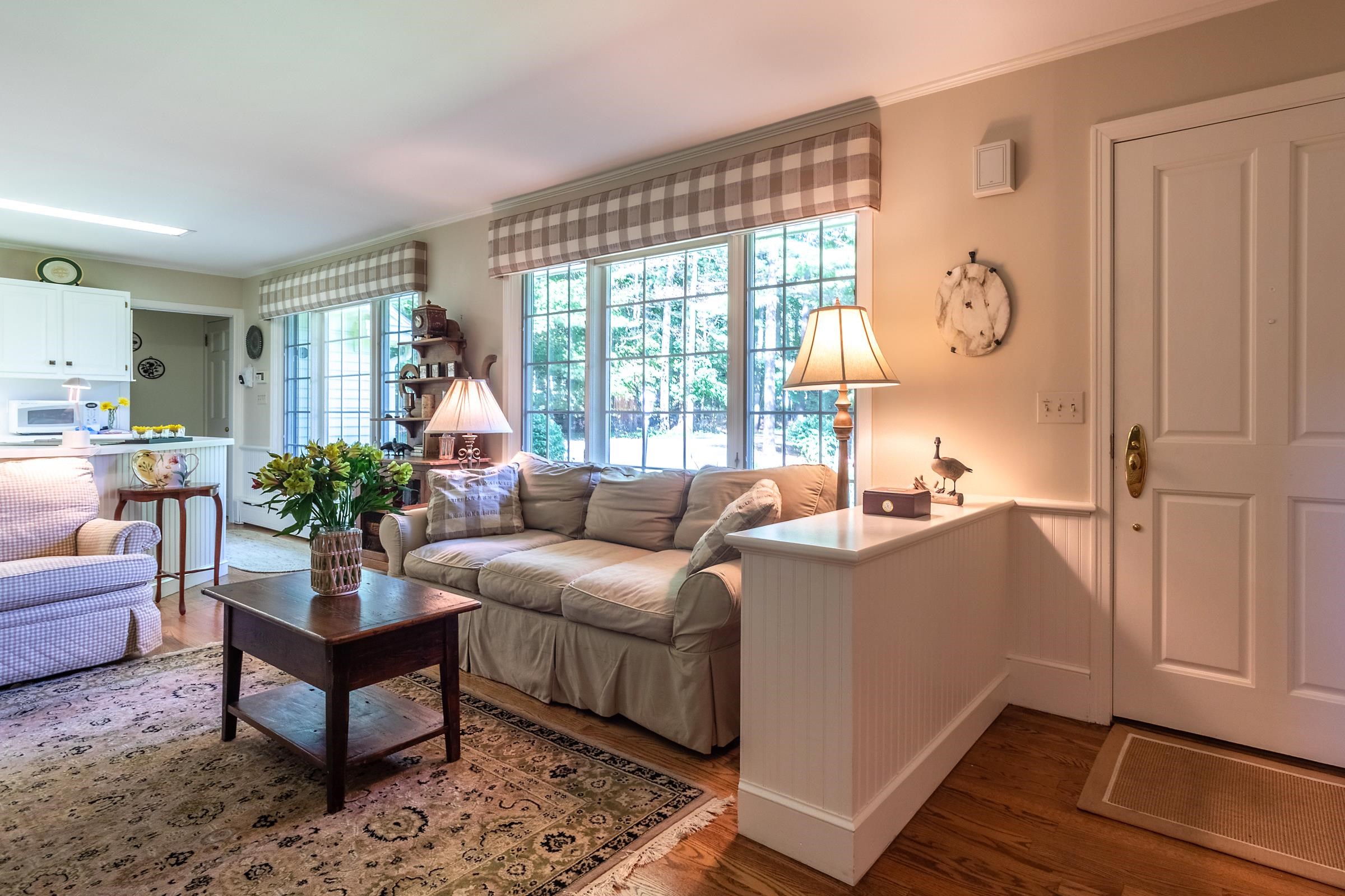 413 Taconic Road Manchester, VT 05254 - Photo 4 of 40 Gallery Image 4