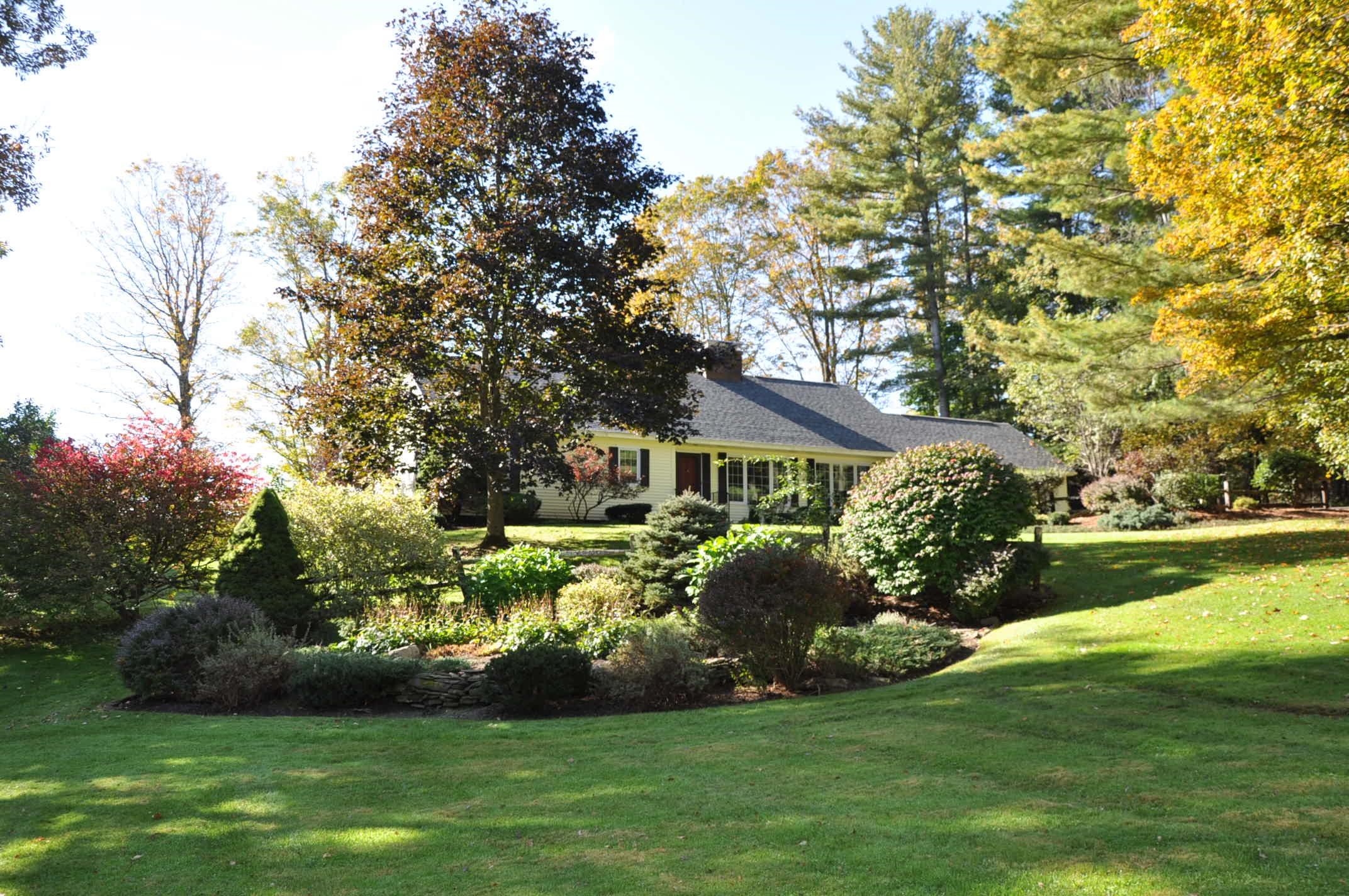 413 Taconic Road Manchester, VT 05254 - Photo 38 of 40 Gallery Image 38