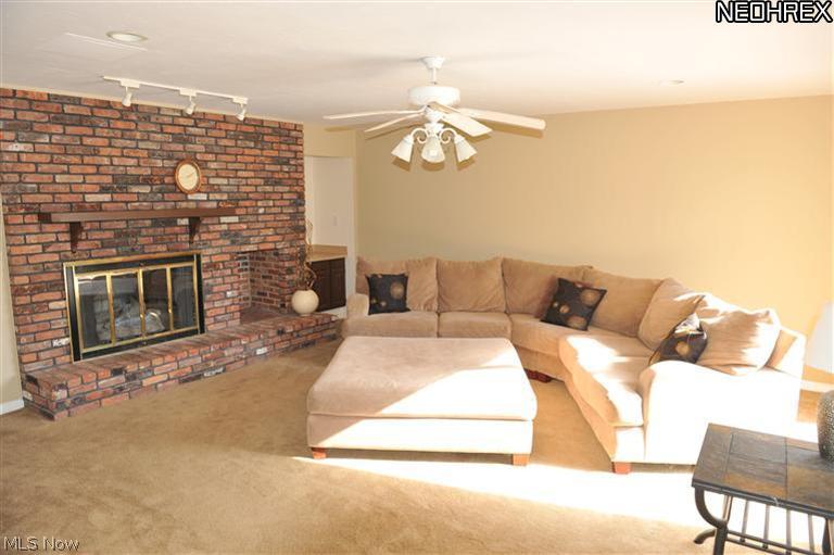 22900 Halburton Road Beachwood, OH 44122 - Photo 4 of 16