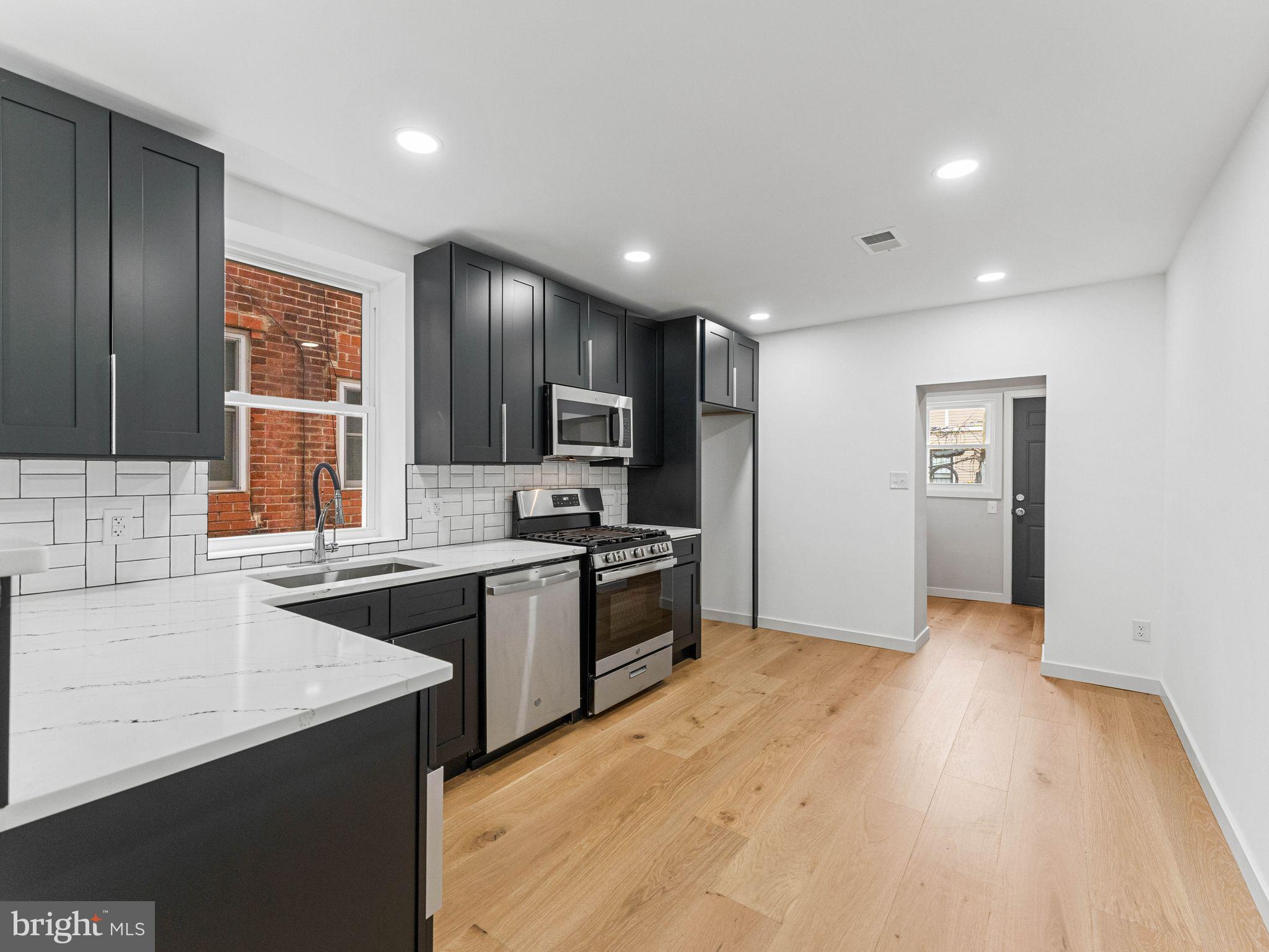 6058 Webster Street Philadelphia, PA 19143 - Photo 8 of 33