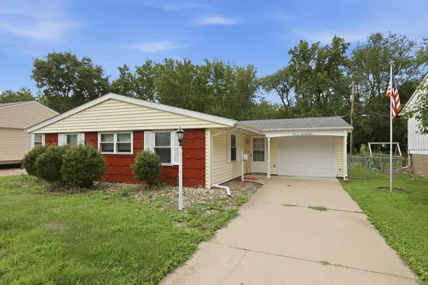 $135,000 | 1174 46th Avenue, East Moline, IL 61244