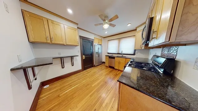 $2,600 | 10 Oconnell Road, Unit 1, Boston, MA 02124