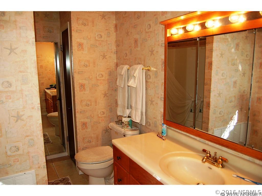 1862 Air Park Road Edgewater, FL 32141 - Photo 15 of 31 Gallery Image 15