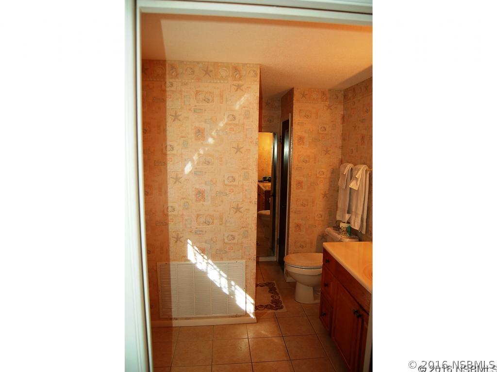 1862 Air Park Road Edgewater, FL 32141 - Photo 16 of 31 Gallery Image 16