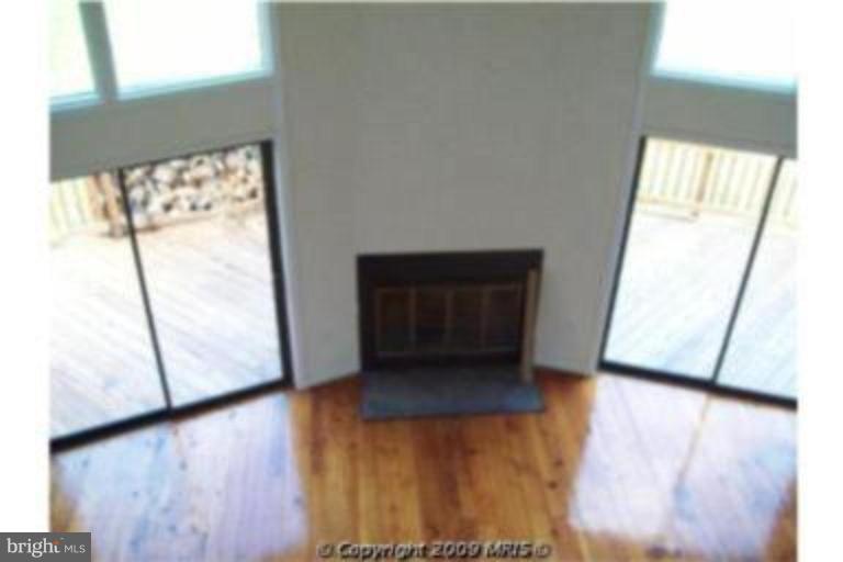 35183 Millville Road Middleburg, VA 20117 - Photo 3 of 14 Living Room