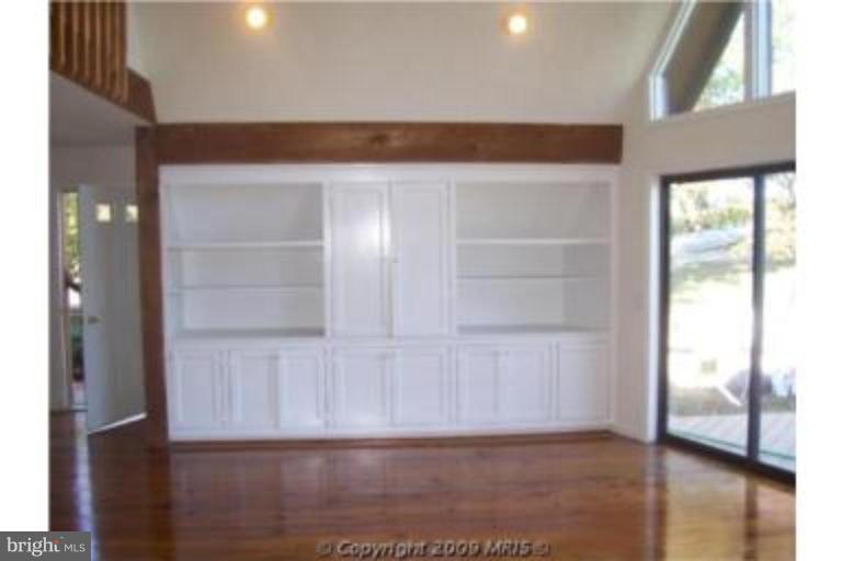 35183 Millville Road Middleburg, VA 20117 - Photo 4 of 14 Living Room #2