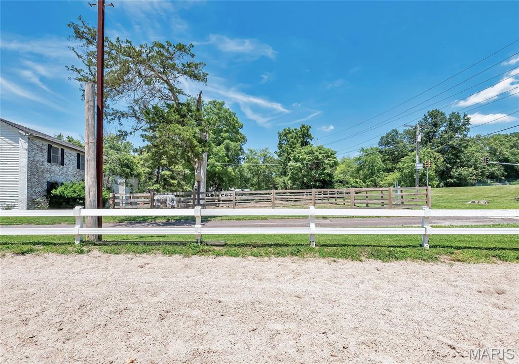 2315 Baxter Road Chesterfield, MO 63017 - Photo 11 of 45