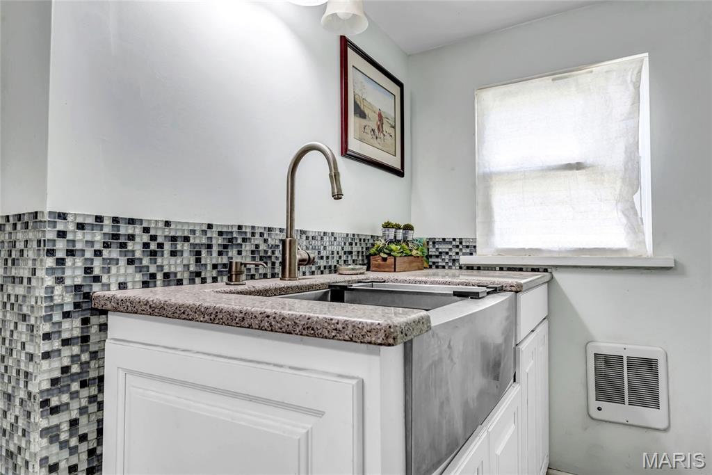 2315 Baxter Road Chesterfield, MO 63017 - Photo 32 of 45