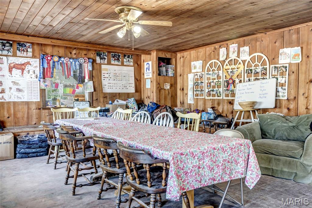 2315 Baxter Road Chesterfield, MO 63017 - Photo 34 of 45