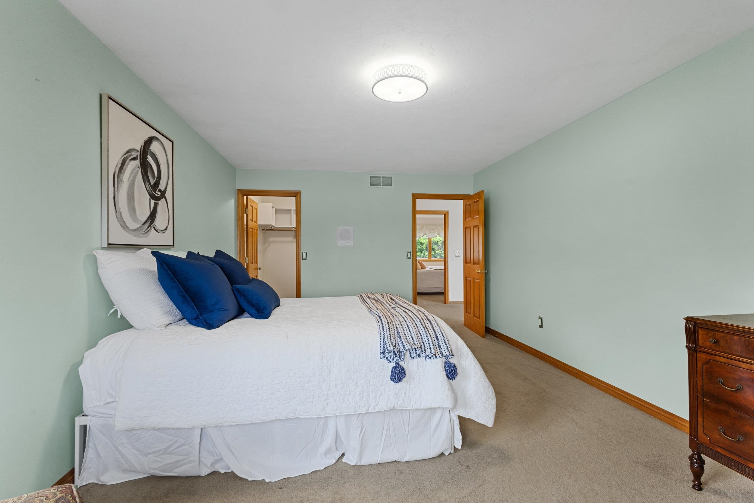 2516 Van Rite Court Green Bay, WI 54311 - Photo 34 of 62