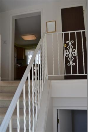9 Lexington Road Northborough, MA 01532 - Photo 5 of 25 Gallery Image 5