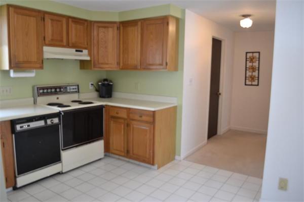 9 Lexington Road Northborough, MA 01532 - Photo 8 of 25 Gallery Image 8