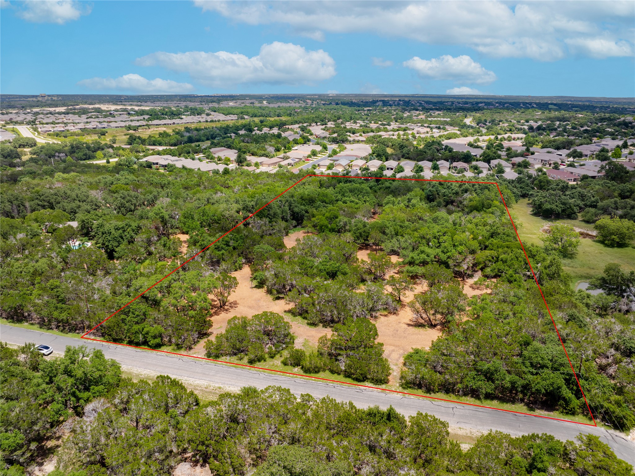 250 East Ridgewood Road Georgetown, TX 78633 - Photo 4 of 15 a view of a city with an ocean