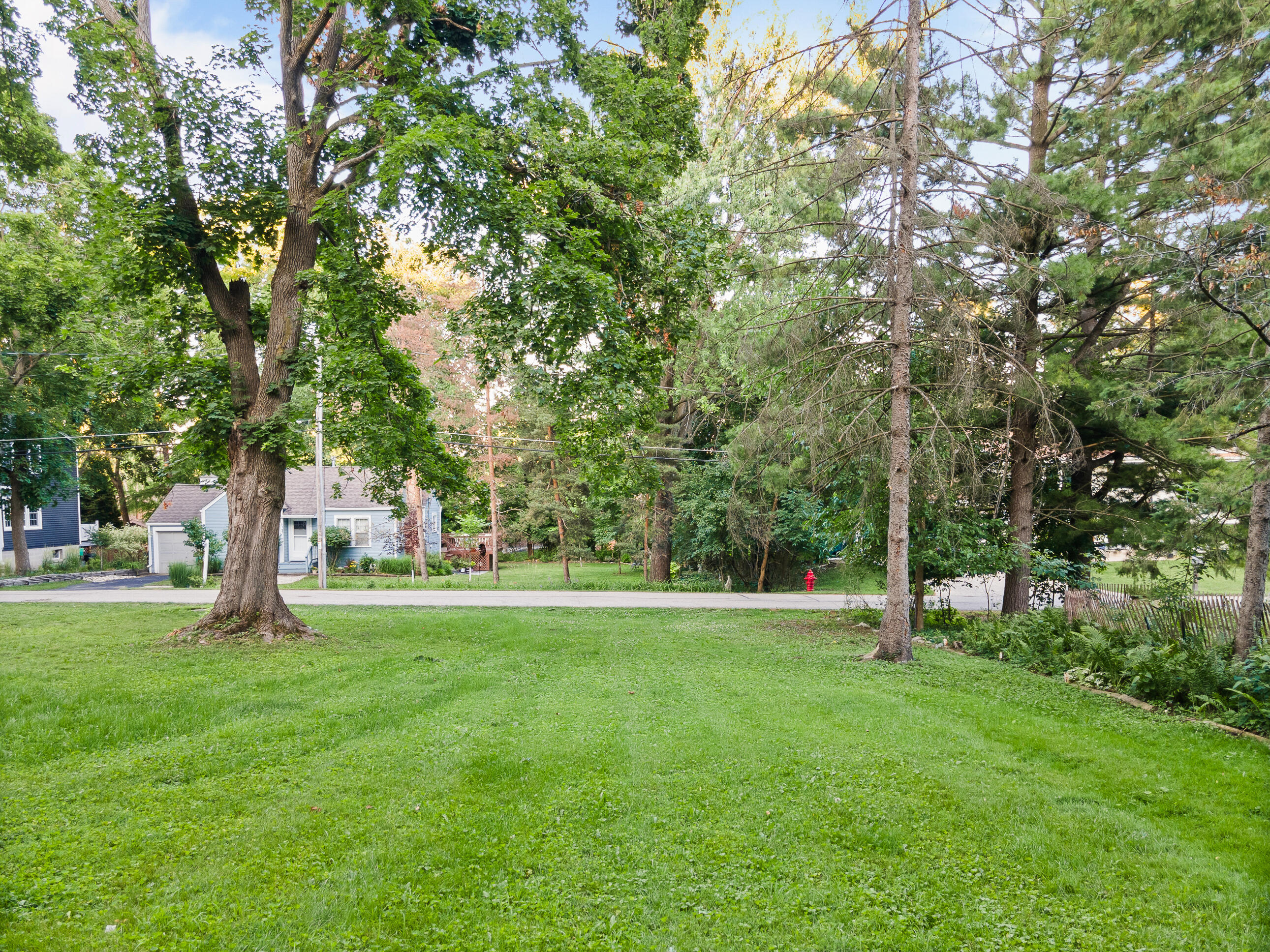 138 Vernon Street Williams Bay, WI 53191 - Photo 11 of 34 138 Vernon St-14 (2)