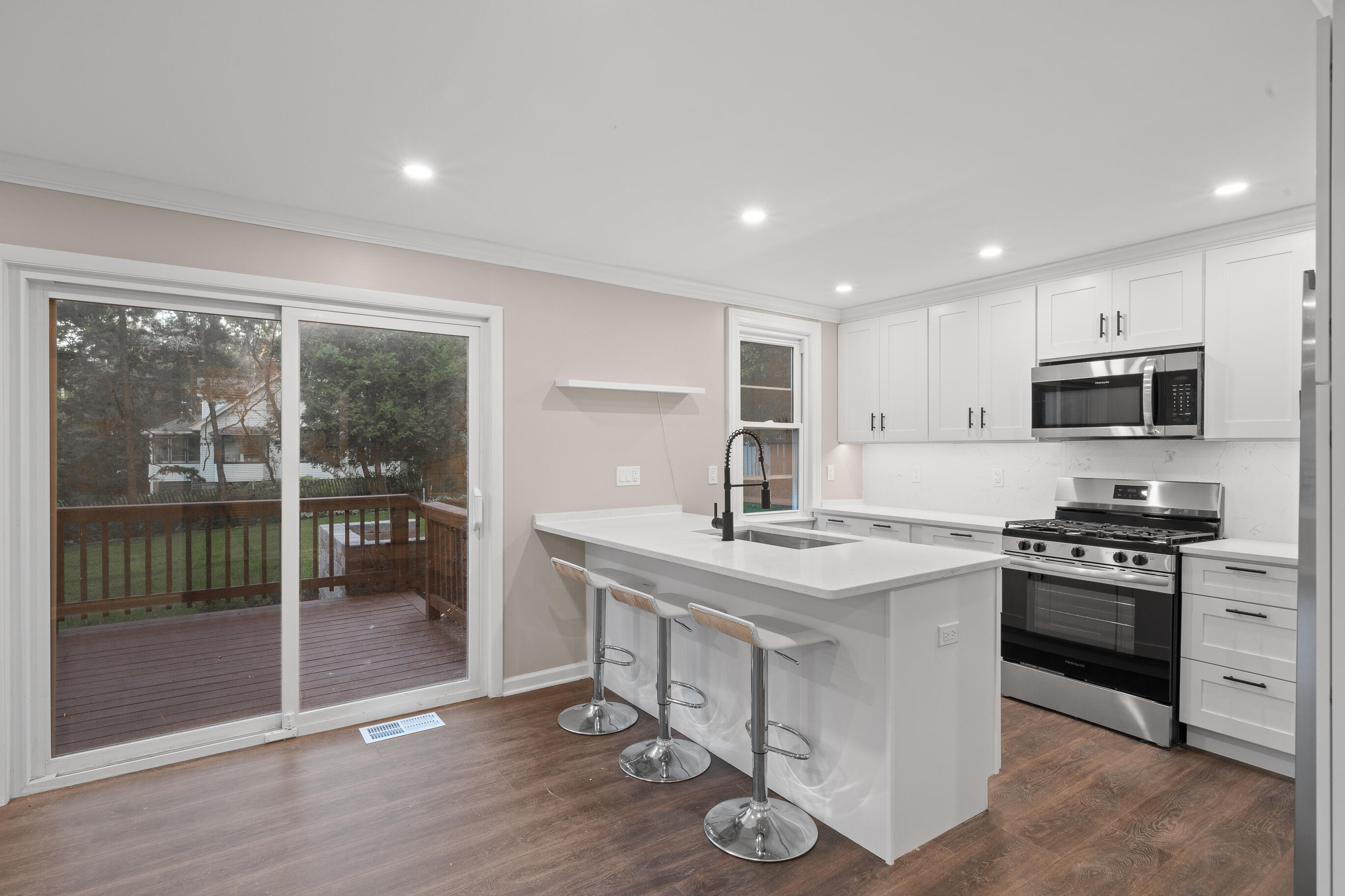 138 Vernon Street Williams Bay, WI 53191 - Photo 26 of 40 138 Vernon St-31