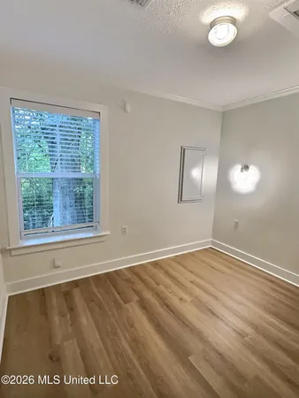 $975 | 2151 Government Street, Unit 703, Ocean Springs, MS 39564