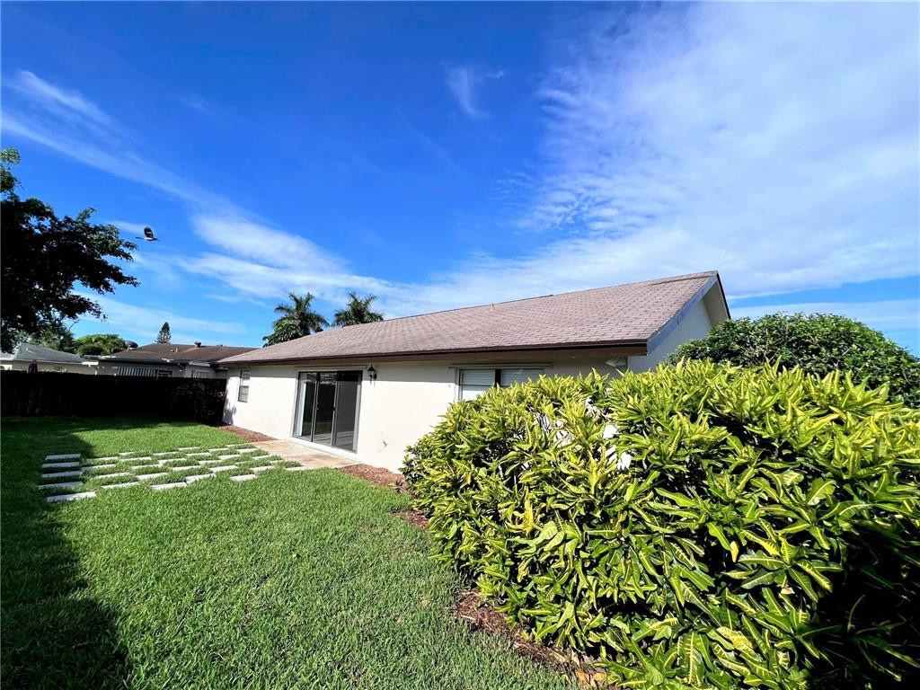 19466 Colorado Circle Boca Raton, FL 33434 - Photo 39 of 49 Photo 40