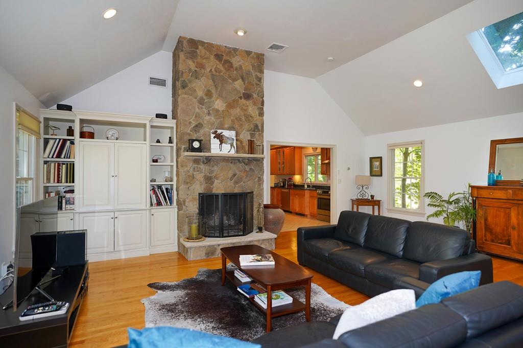 18 Brookside Avenue Lexington, MA 02421 - Photo 5 of 39 Gallery Image 5