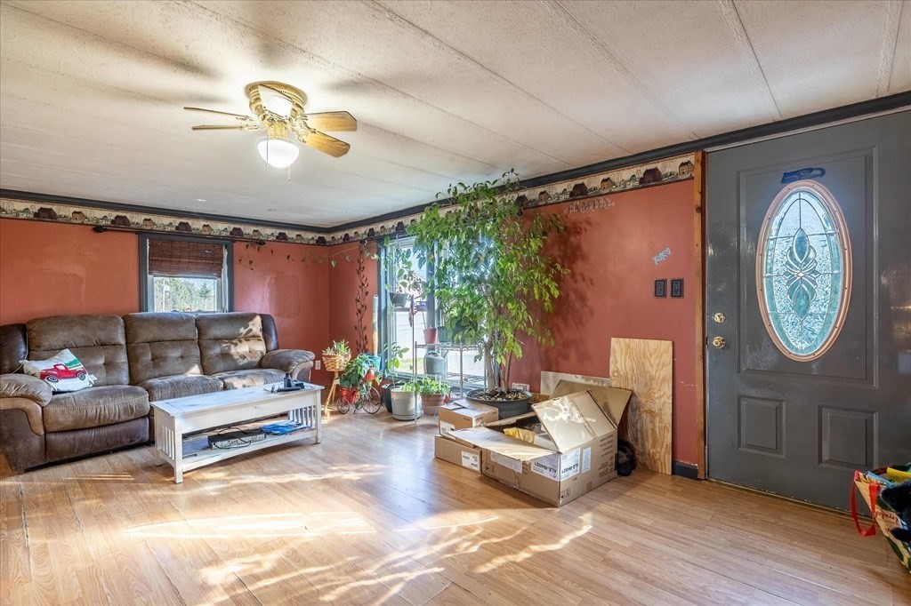 4 3rd Avenue Ware, MA 01082 - Photo 8 of 22 Gallery Image 8
