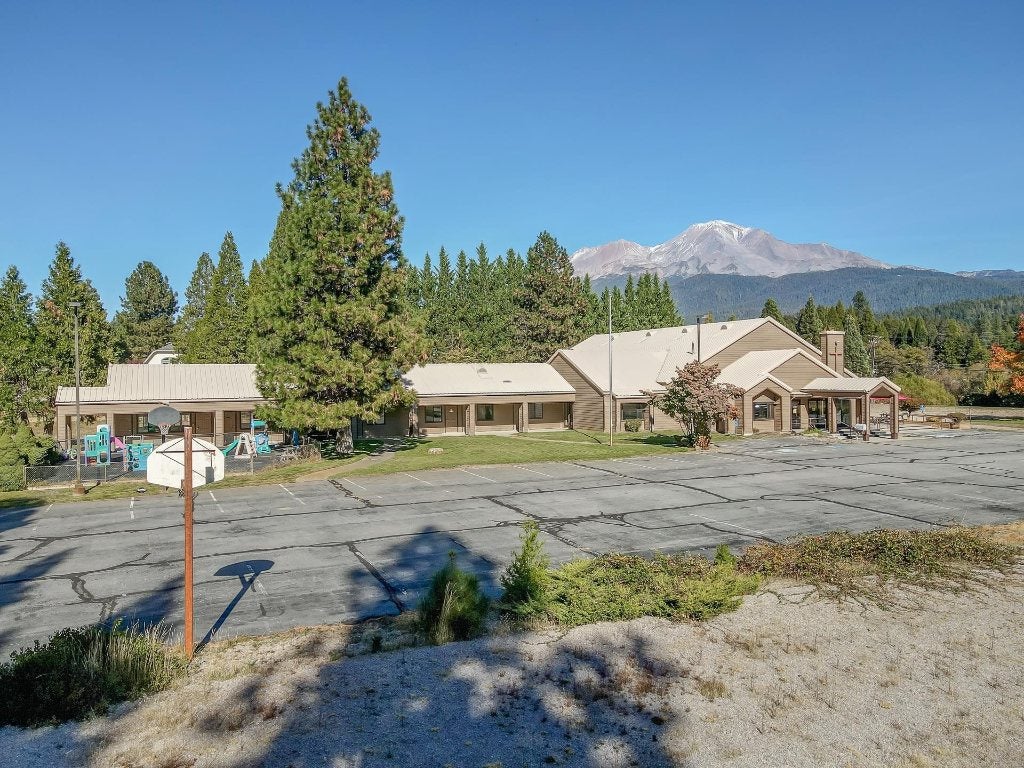 1030 West A Barr Road Mount Shasta, CA 96067 - Photo 35 of 42 Gallery Image 35