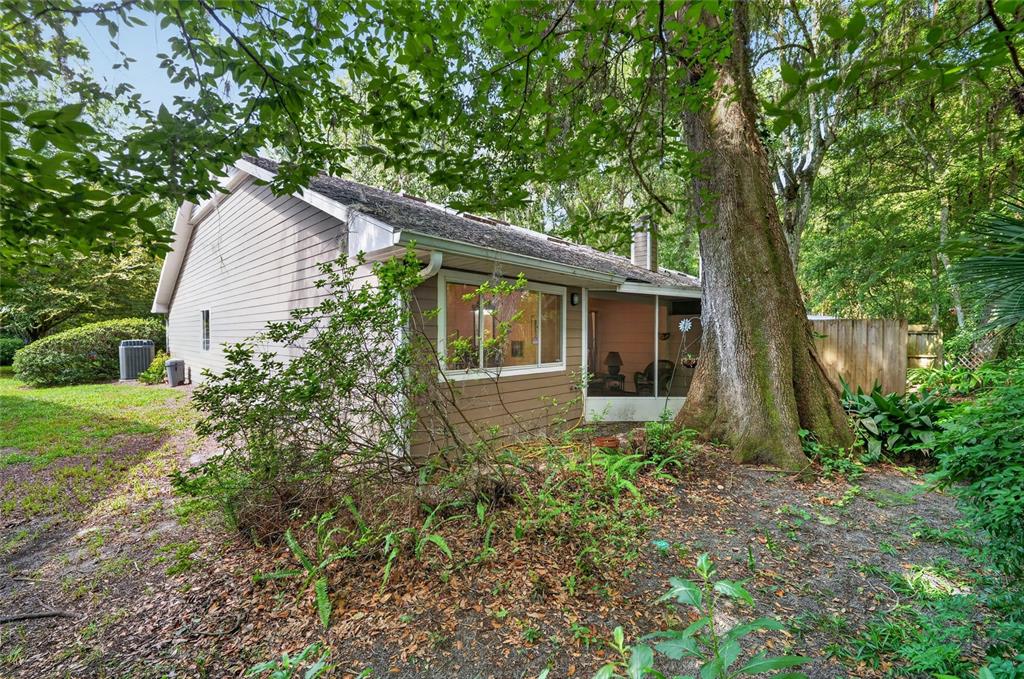 854 Southwest 51 Way Gainesville, FL 32607 - Photo 51 of 59