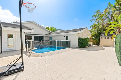 $3,000,000 | 3870 North 31st Terrace, Hollywood, FL 33021