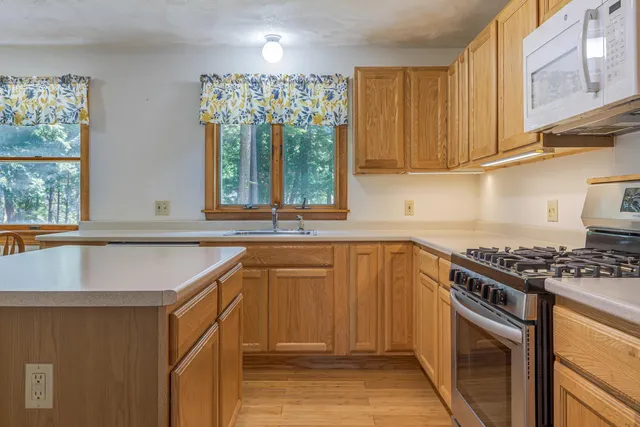 $985,000 | 16-28 Blodgett Drive, Bar Harbor, ME 04609