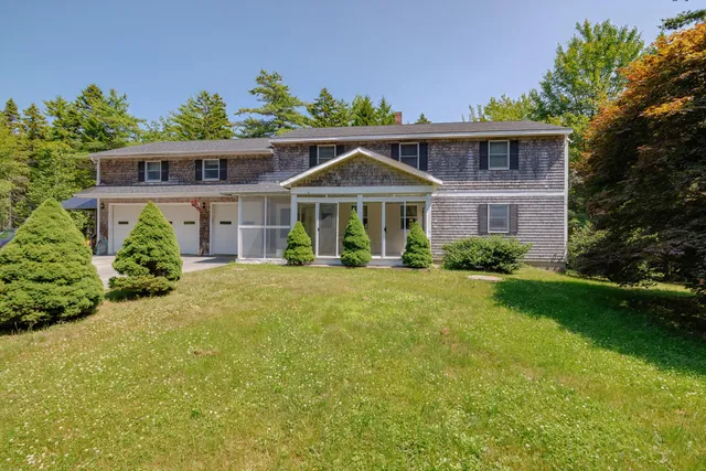 $985,000 | 16-28 Blodgett Drive, Bar Harbor, ME 04609