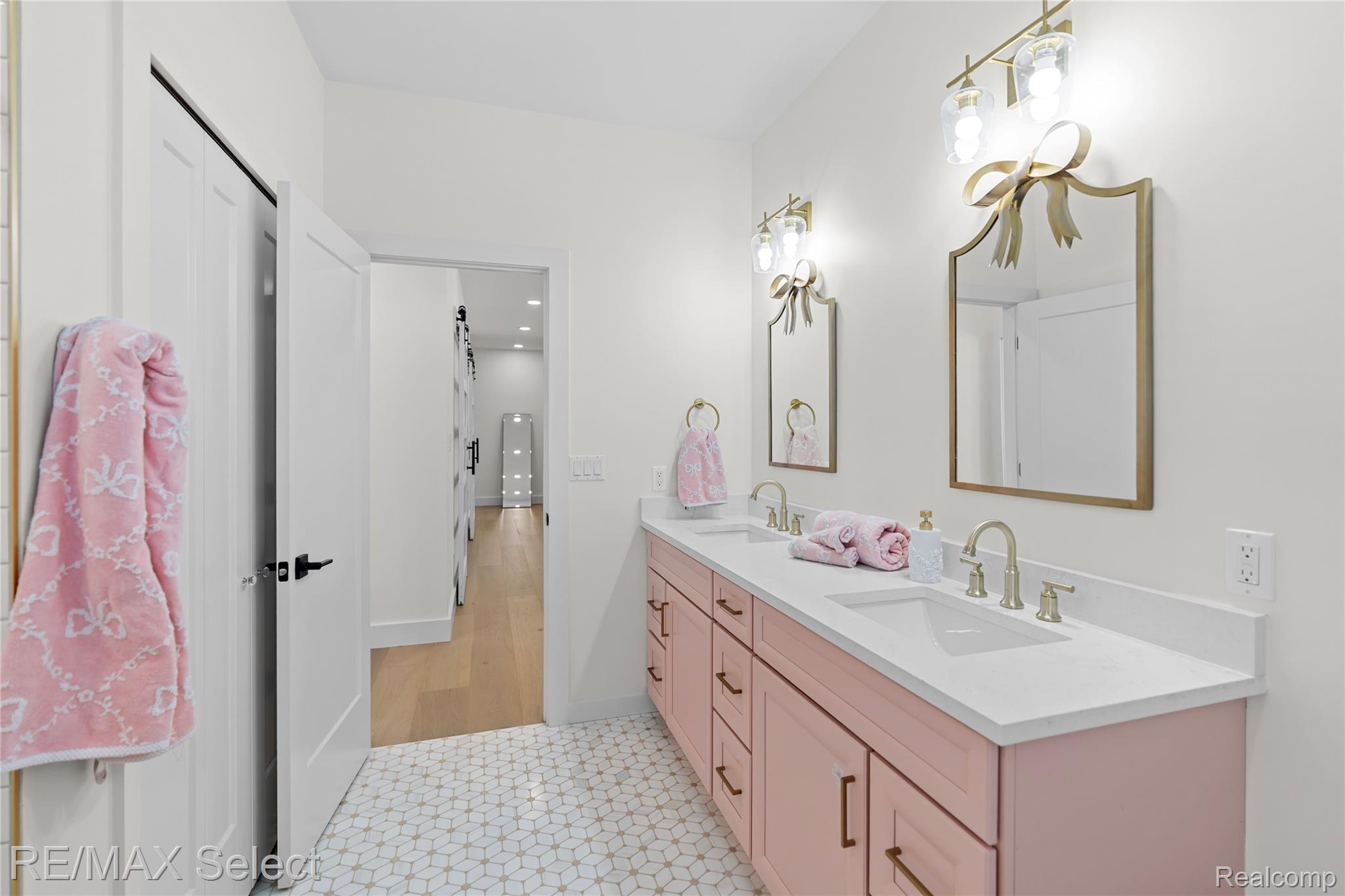 2208 Grove Park Road Fenton, MI 48430 - Photo 64 of 73 2208 Grove Park Rd 091.jpg
