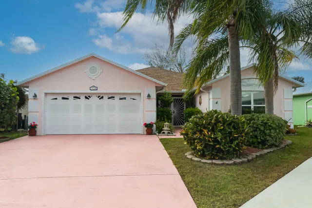 $245,000 | 14196 Cisne Circle, Fort Pierce, FL 34951