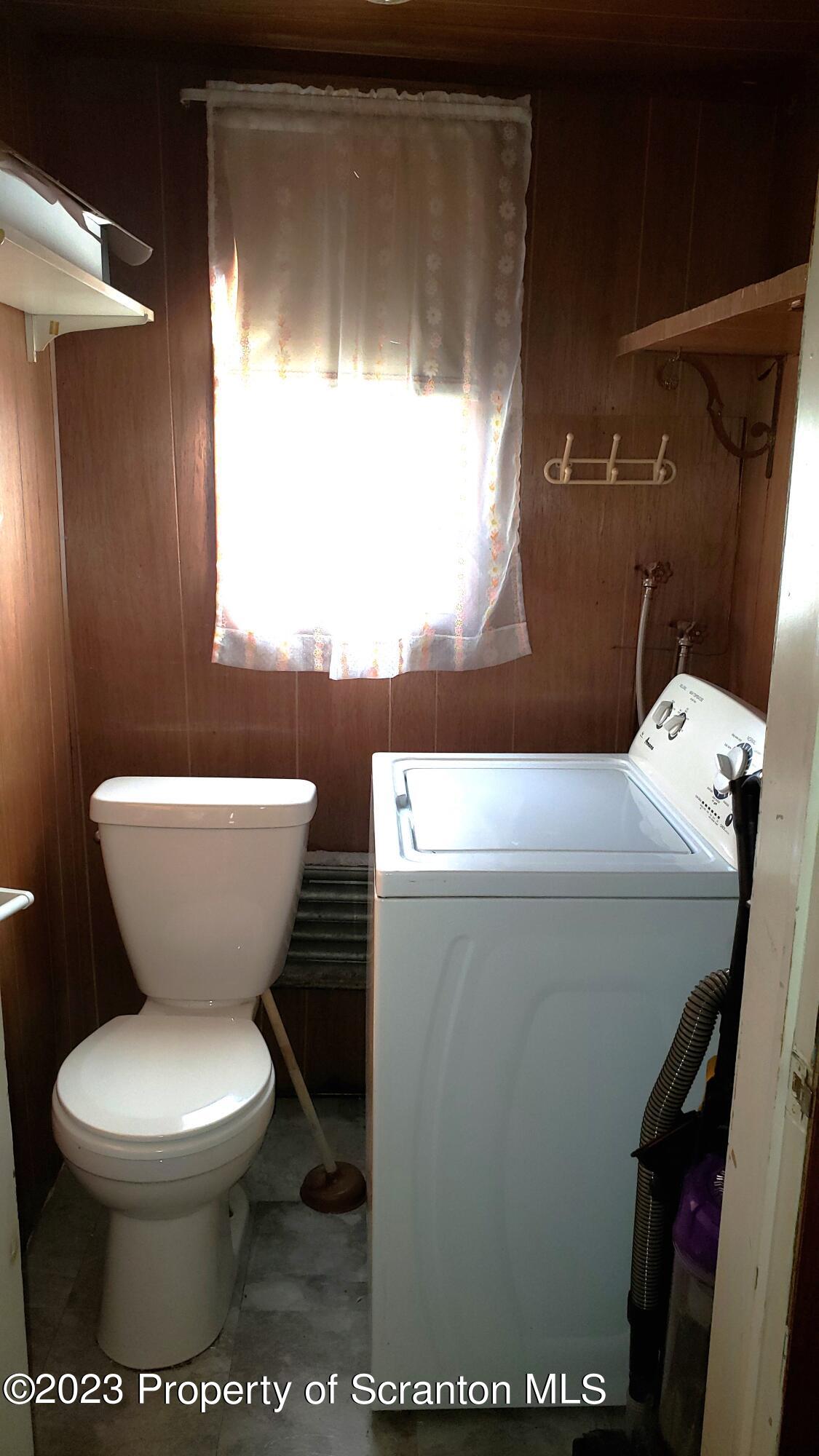 332 Maple Street Scranton, PA 18505 - Photo 20 of 27 Gallery Image 20