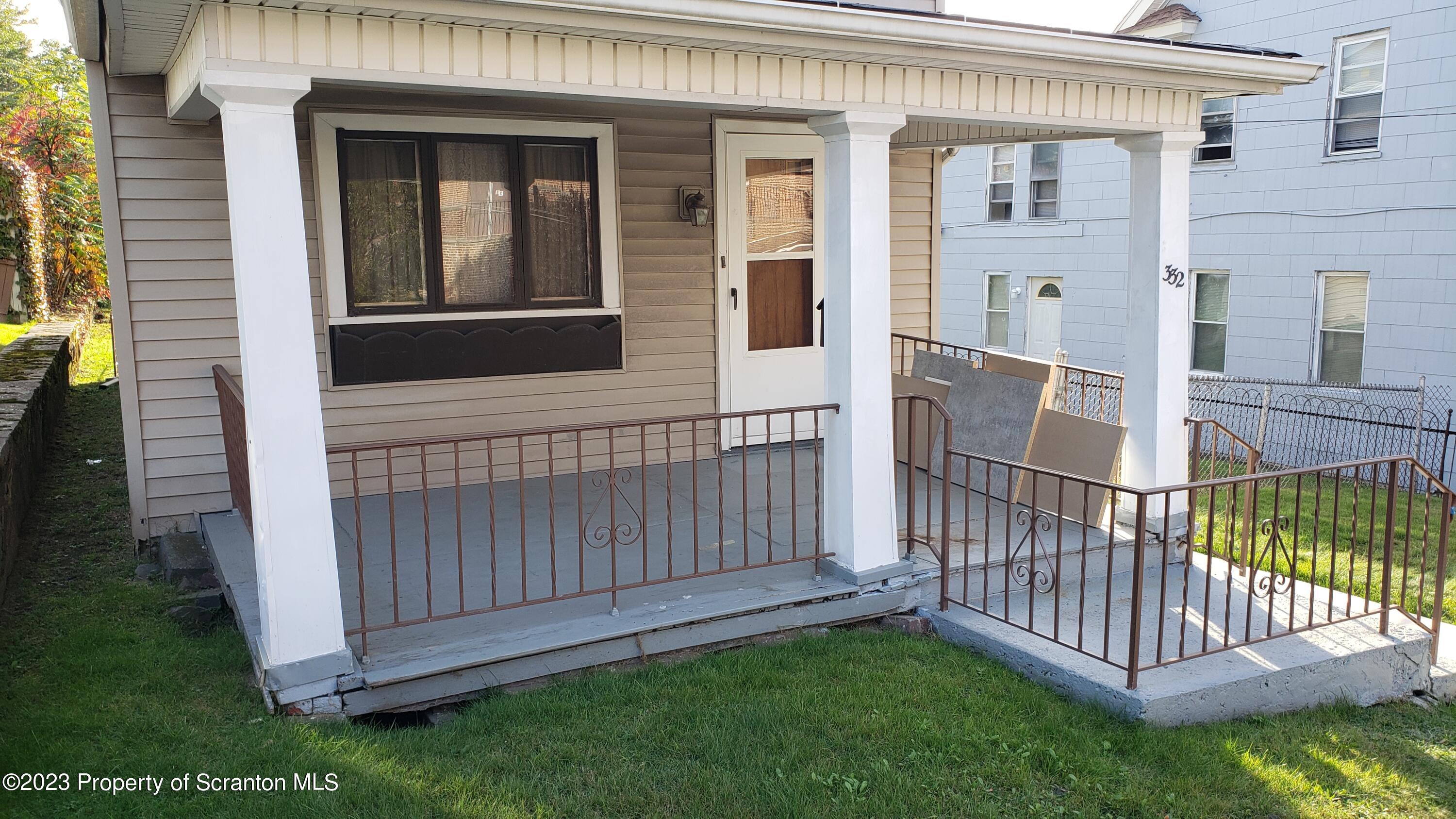 332 Maple Street Scranton, PA 18505 - Photo 3 of 27 Gallery Image 3