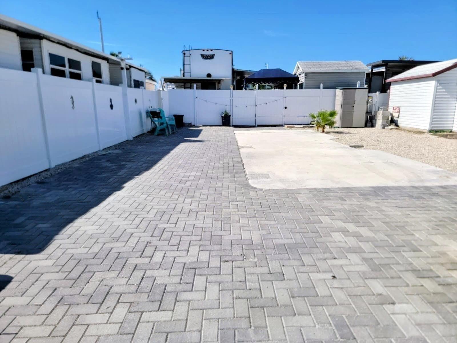 325 Calusa Street, Unit 376 Key Largo, FL 33037 - Photo 7 of 14 0c8aba27-1d20-477e-aadc-e75311af57c2