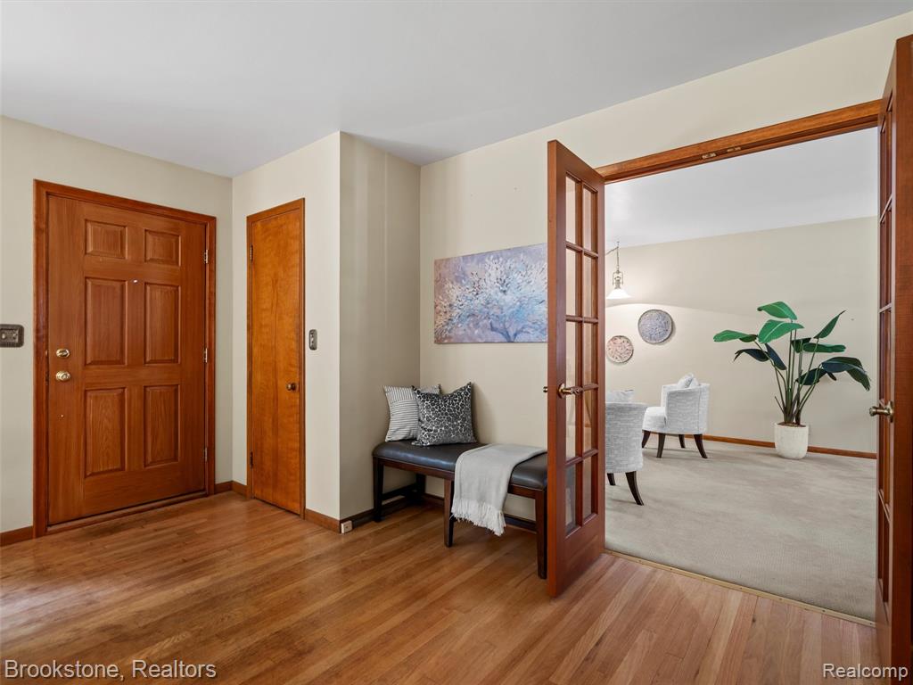 2830 Harrington Road Rochester Hills, MI 48307 - Photo 10 of 38