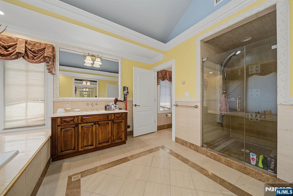 29 Meadow Street Demarest, NJ 07627 - Photo 24 of 50