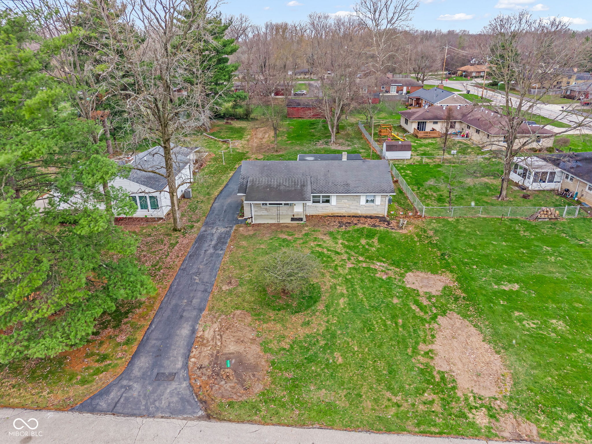 3448 Rost Drive Columbus, IN 47203 - Photo 2 of 49