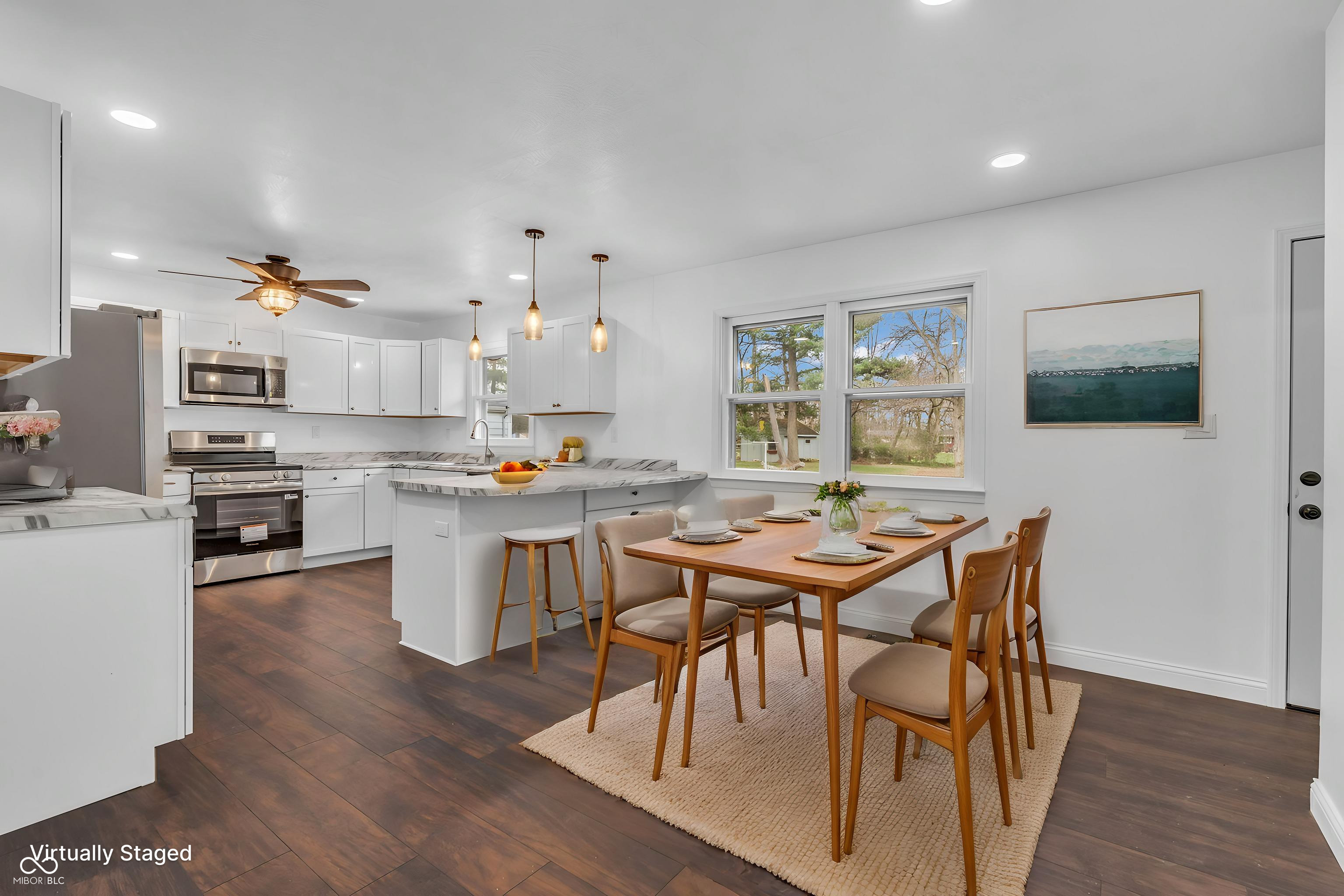 3448 Rost Drive Columbus, IN 47203 - Photo 6 of 49