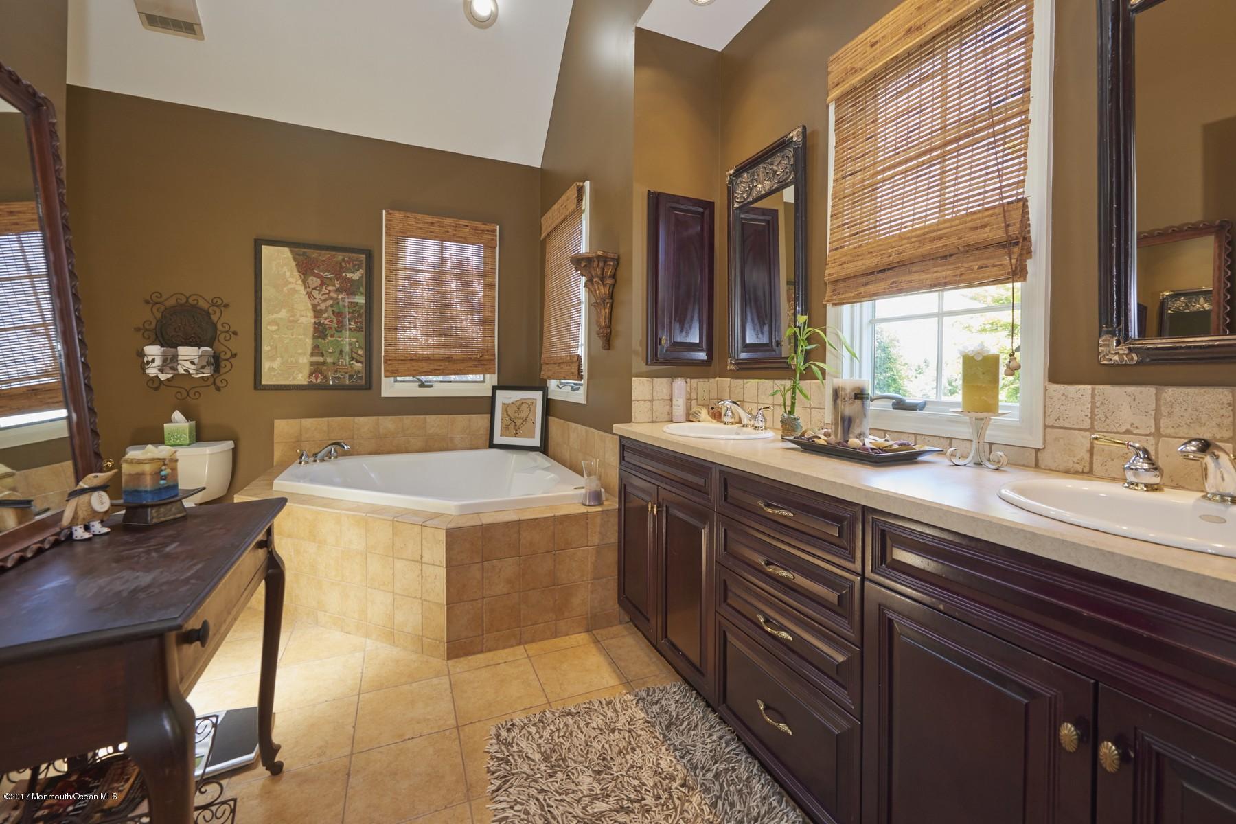 49 Nurko Road Millstone Township, NJ 08535 - Photo 14 of 39 Master bathroom