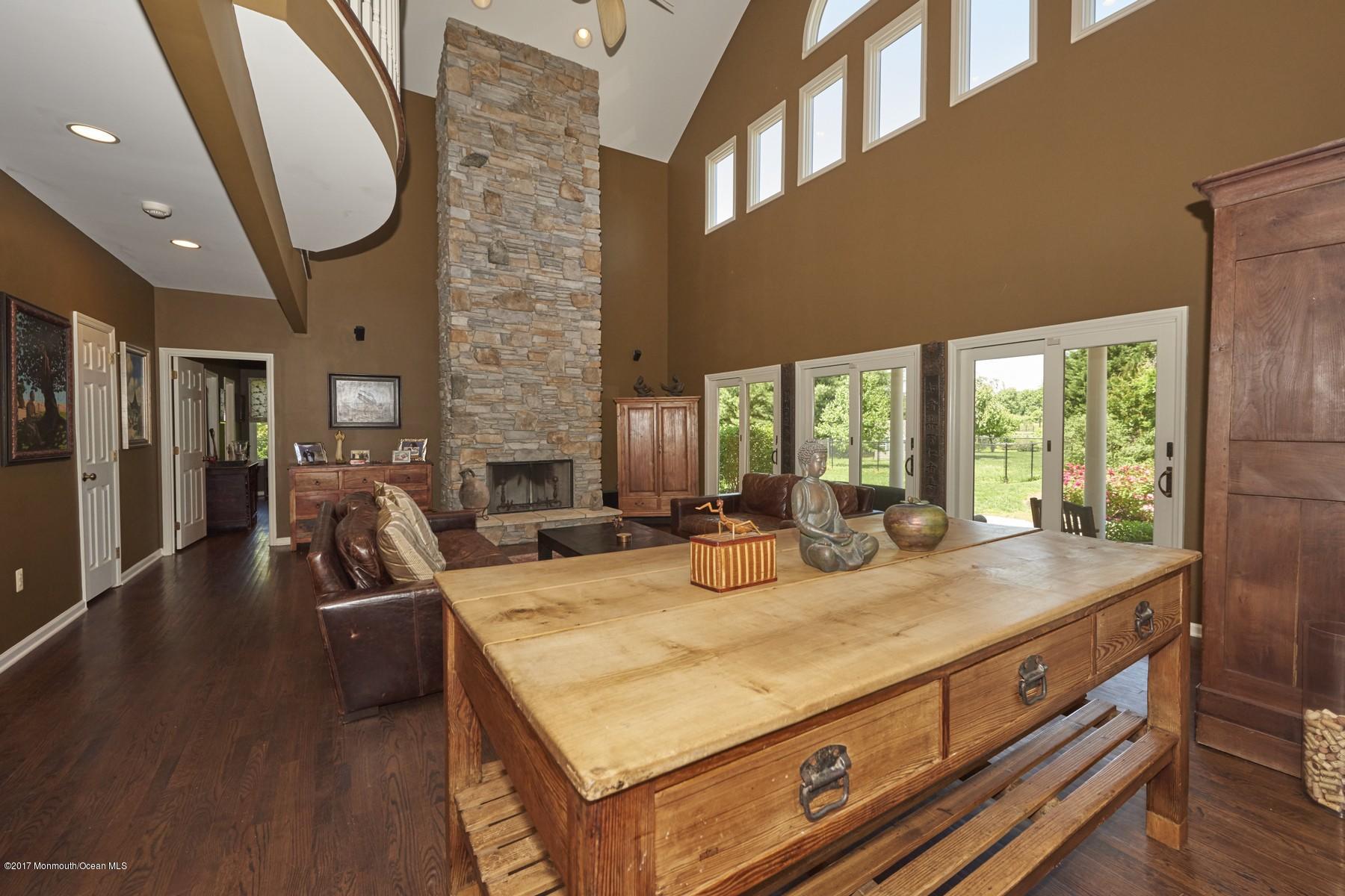 49 Nurko Road Millstone Township, NJ 08535 - Photo 7 of 39 Living room