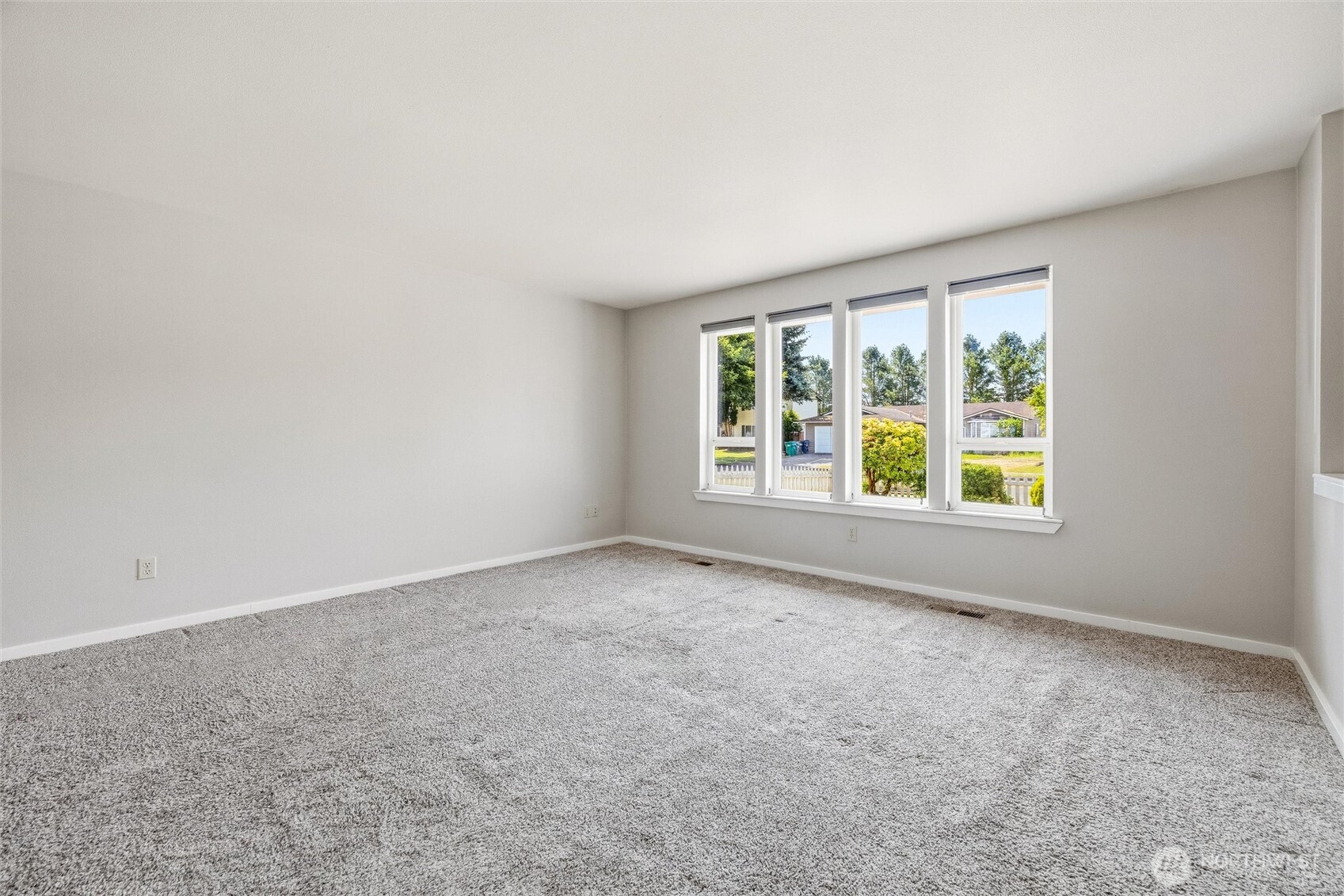 1215 East Gilkey Road Burlington, WA 98233 - Photo 8 of 33