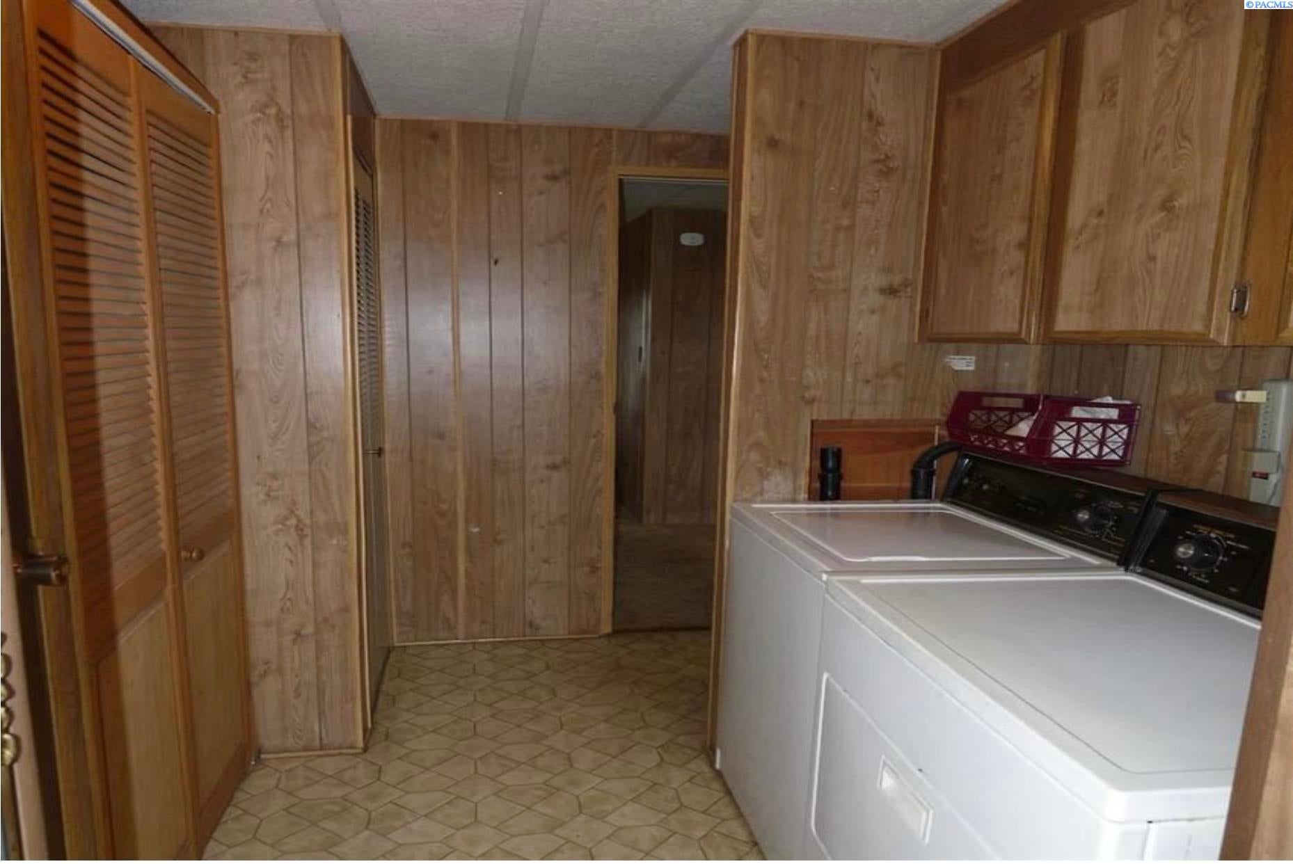 208903 East Finley Road Kennewick, WA 99337 - Photo 17 of 21 Gallery Image 17