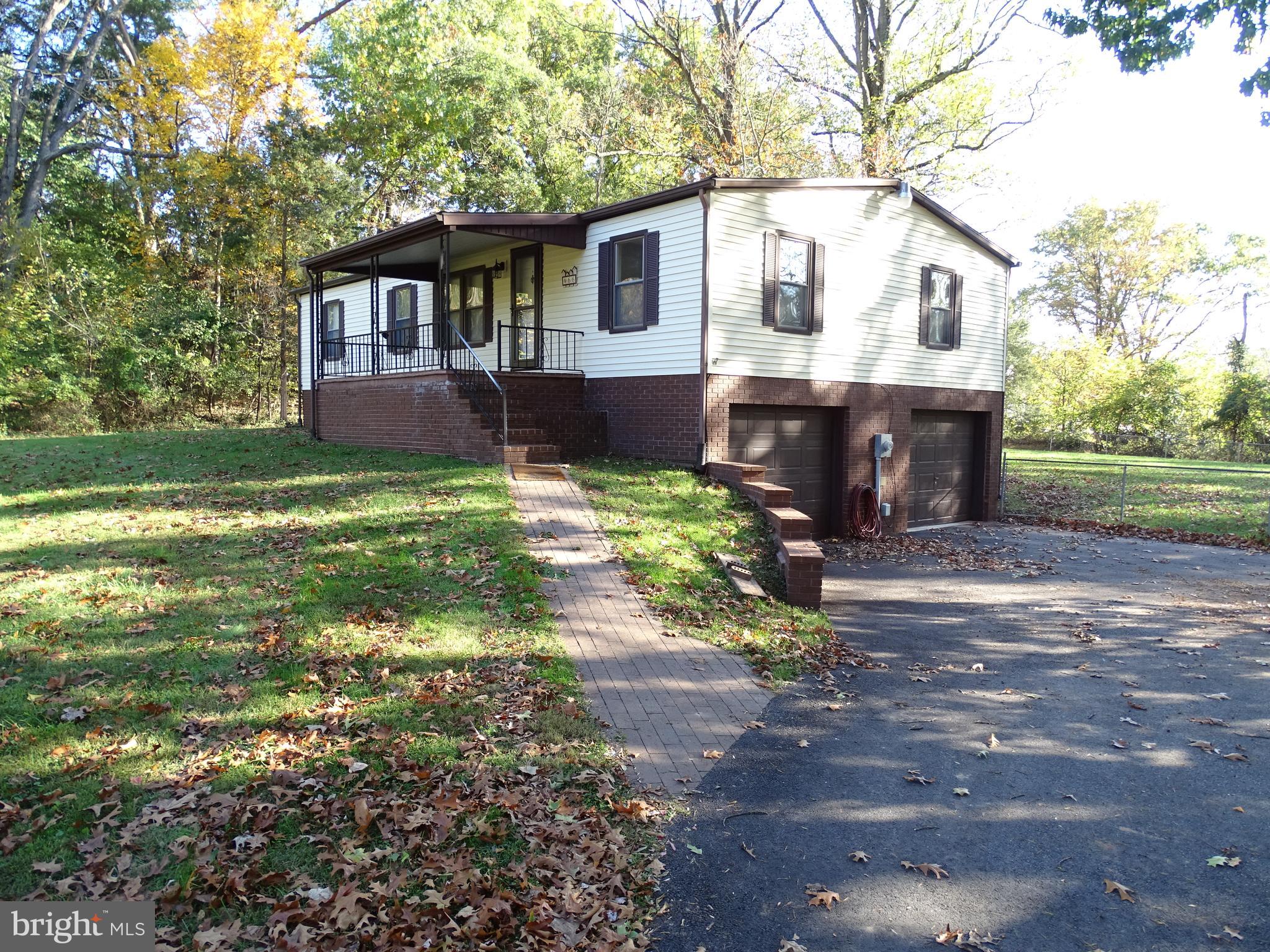 66 Pine Tree Road Manchester, PA 17345 - Photo 3 of 48
