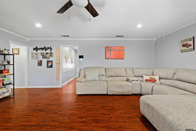 $262,000 | 822 Blueridge Parkway, Longview, TX 75605