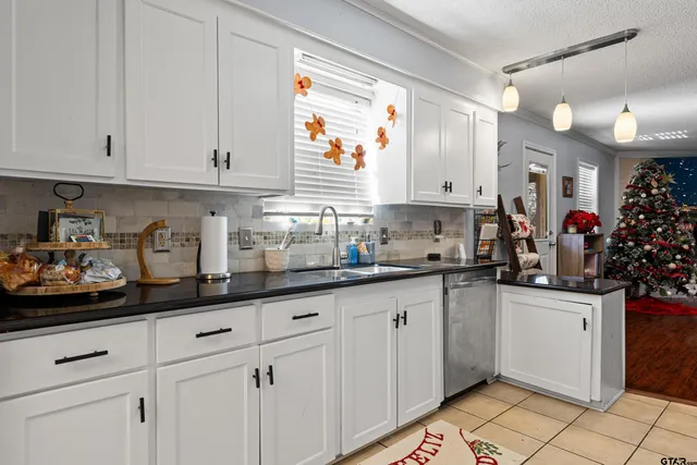 $262,000 | 822 Blueridge Parkway, Longview, TX 75605