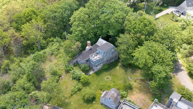 $999,999 | 41 Circuit Road, York, ME 03902